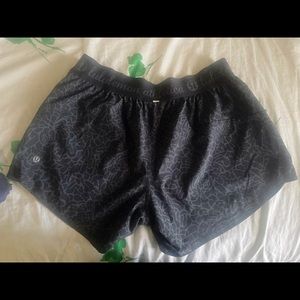 Lululemon size 10 shorts